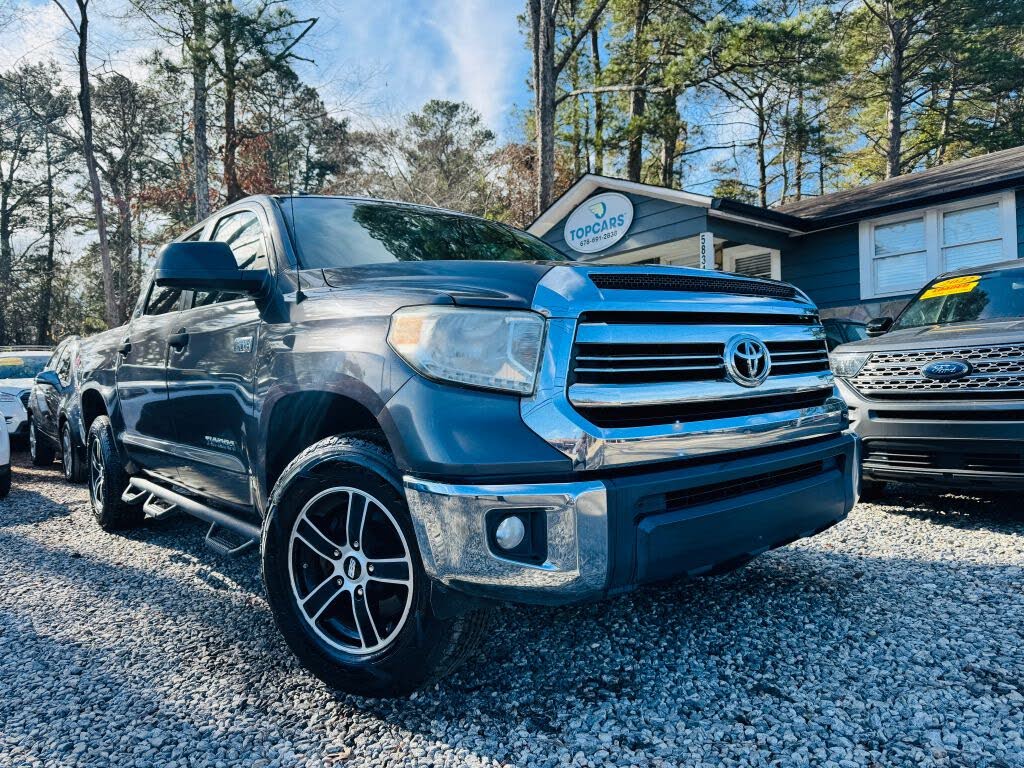 2017 Toyota Tundra SR5 CrewMax 5.7L FFV