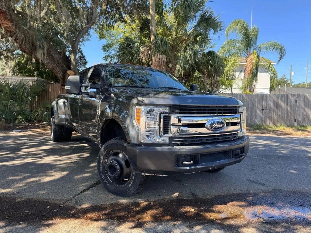 2018 Ford F-350 Super Duty XL Crew Cab LB DRW 4WD