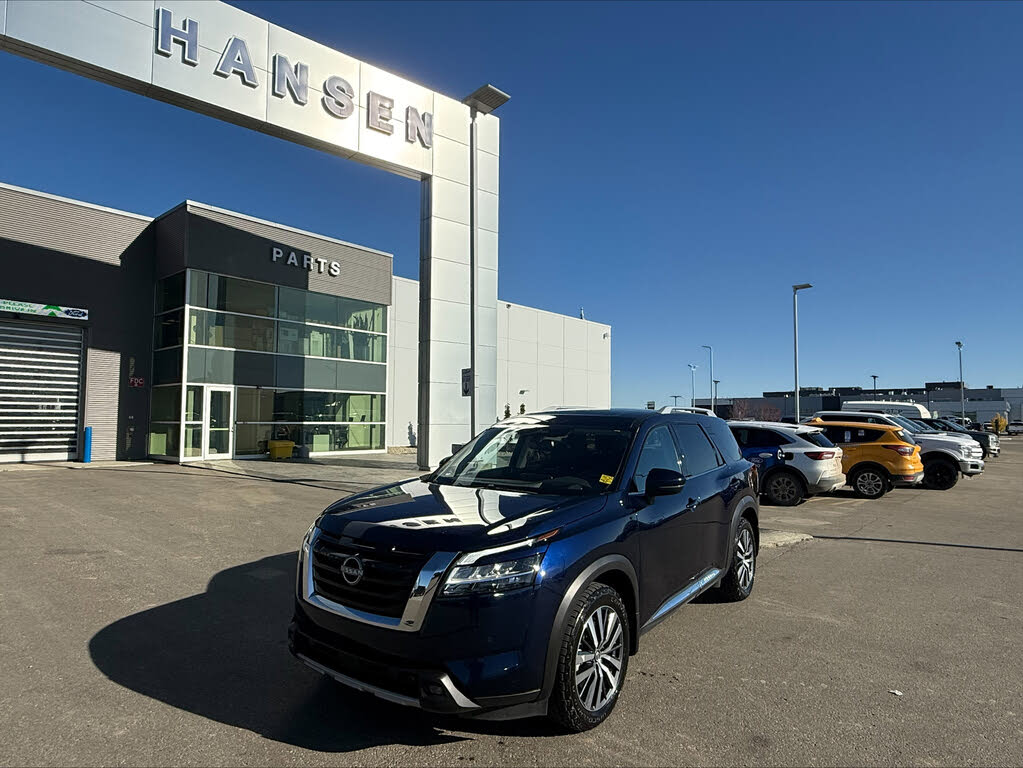 2022 Nissan Pathfinder Platinum 4WD