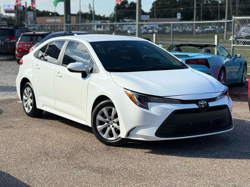 2024 Toyota Corolla LE FWD