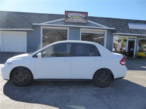 2010 Nissan Versa 1.8 S