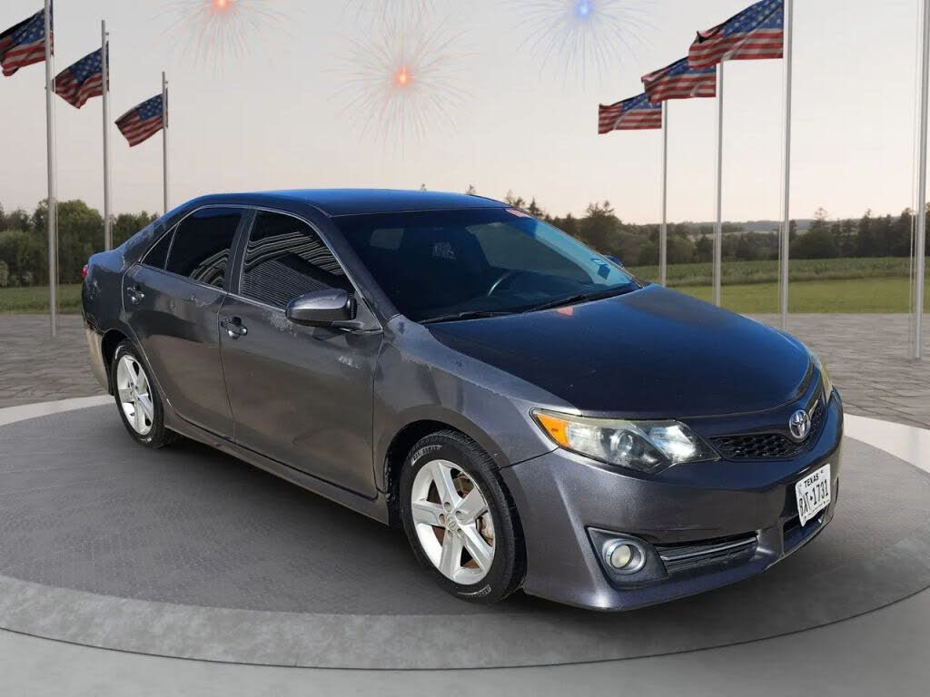 2013 Toyota Camry LE