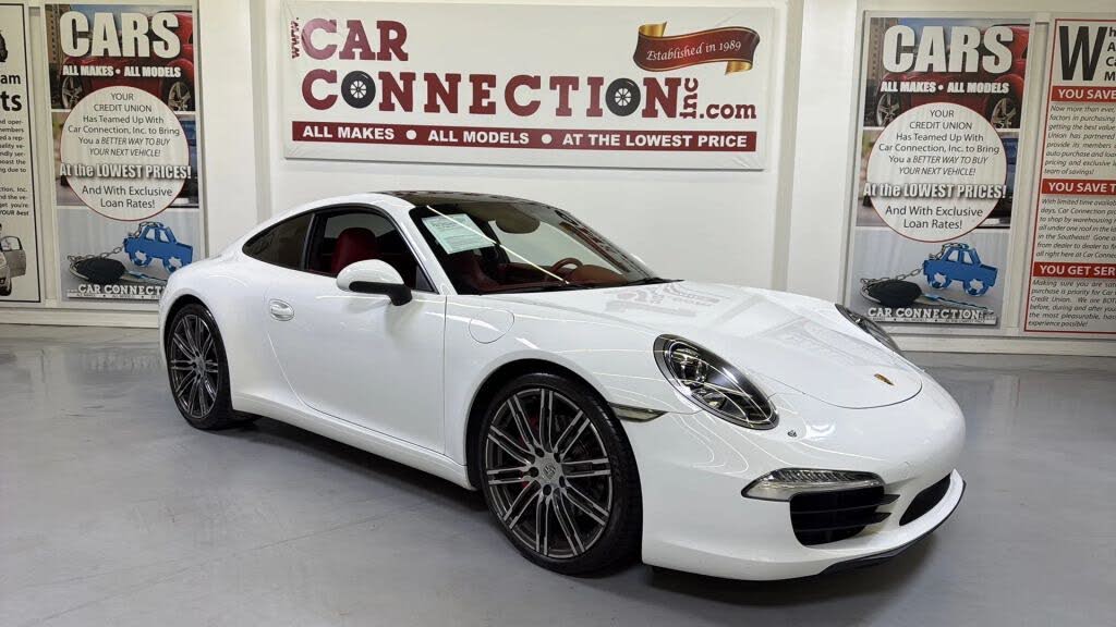 2014 Porsche 911 Carrera S Coupe RWD