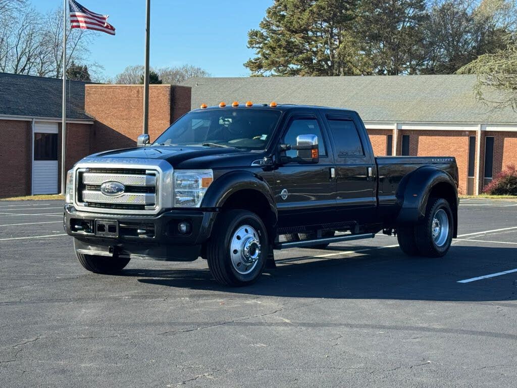 2015 Ford F-450 Super Duty Platinum Crew Cab LB DRW 4WD