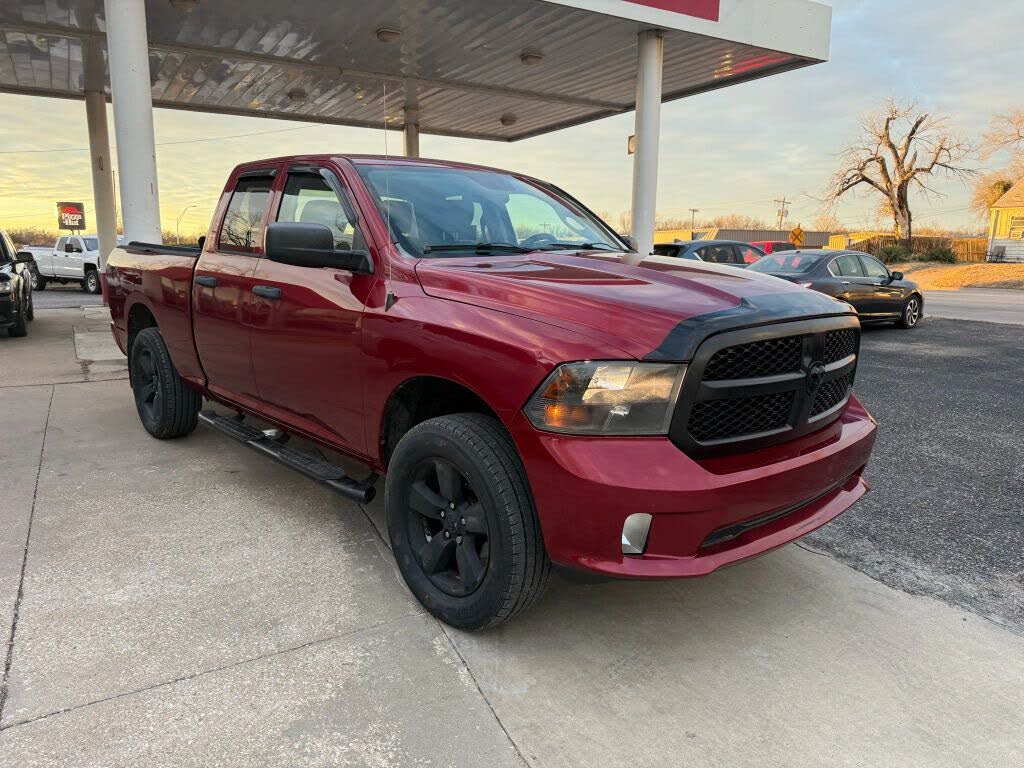 2015 RAM 1500 Express Quad Cab 4WD
