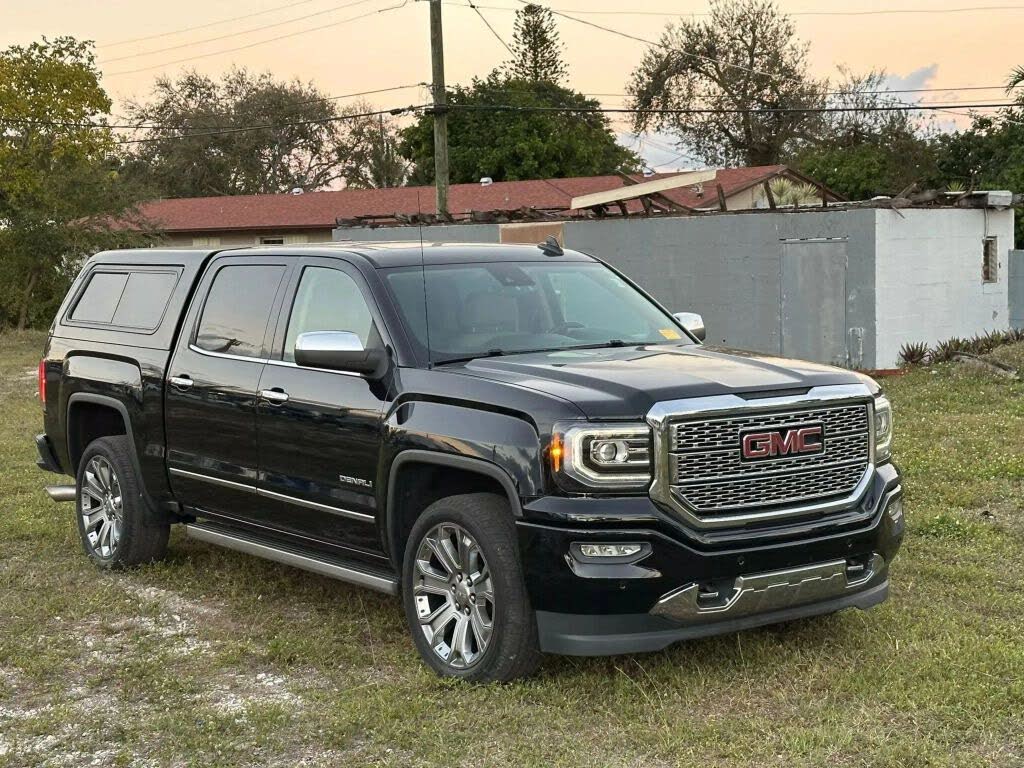 2018 GMC Sierra 1500 Denali Crew Cab 4WD