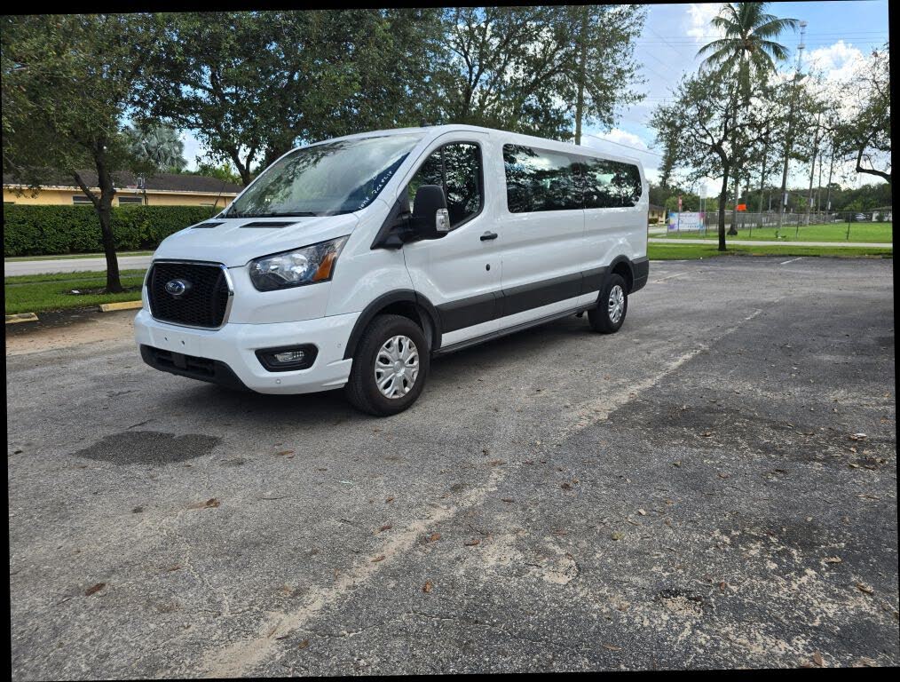 2023 Ford Transit Passenger 350 XLT Low Roof LB RWD