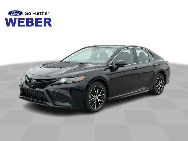 2024 Toyota Camry SE FWD