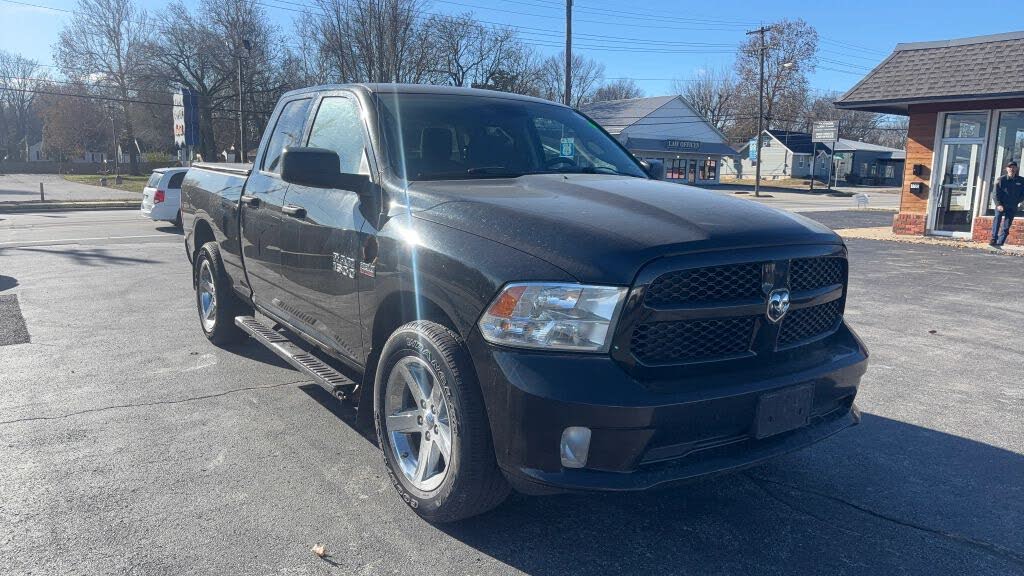 2014 RAM 1500 Express Quad Cab 4WD