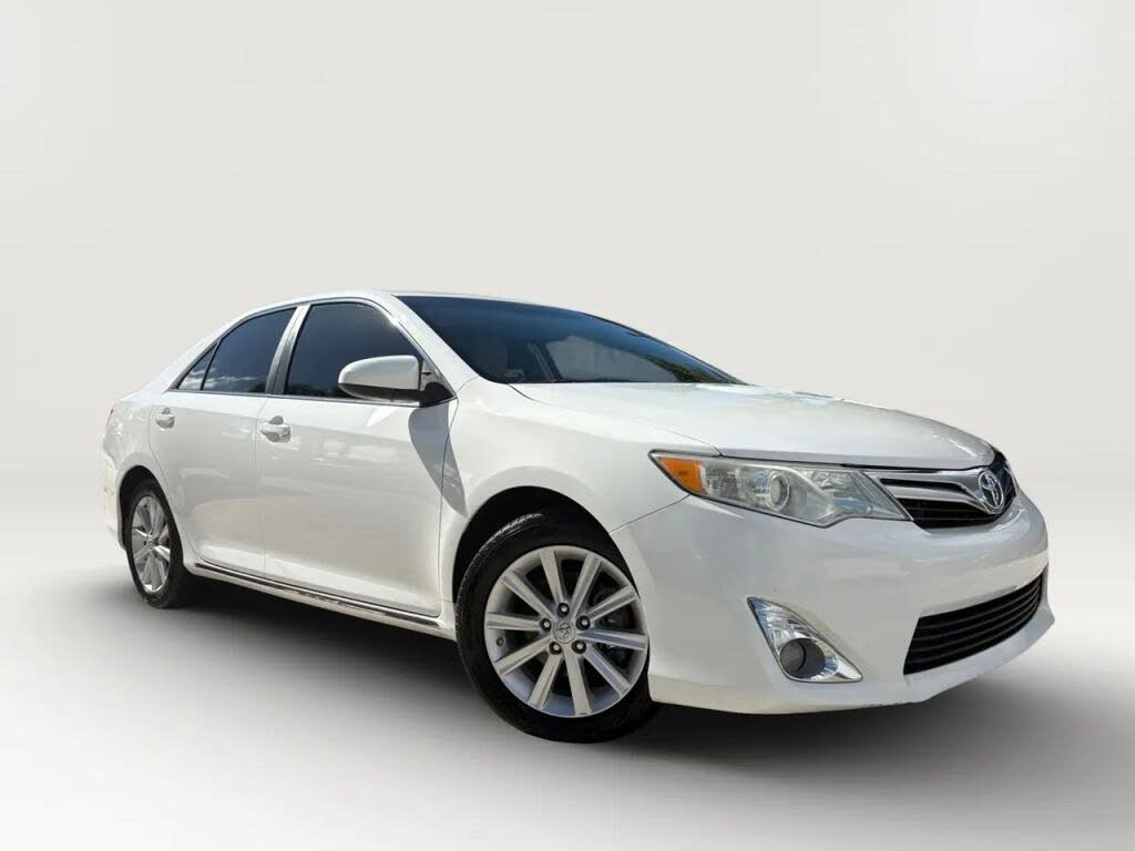 2014 Toyota Camry XLE V6