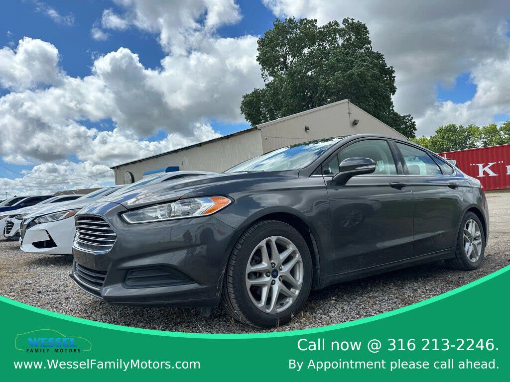2015 Ford Fusion SE