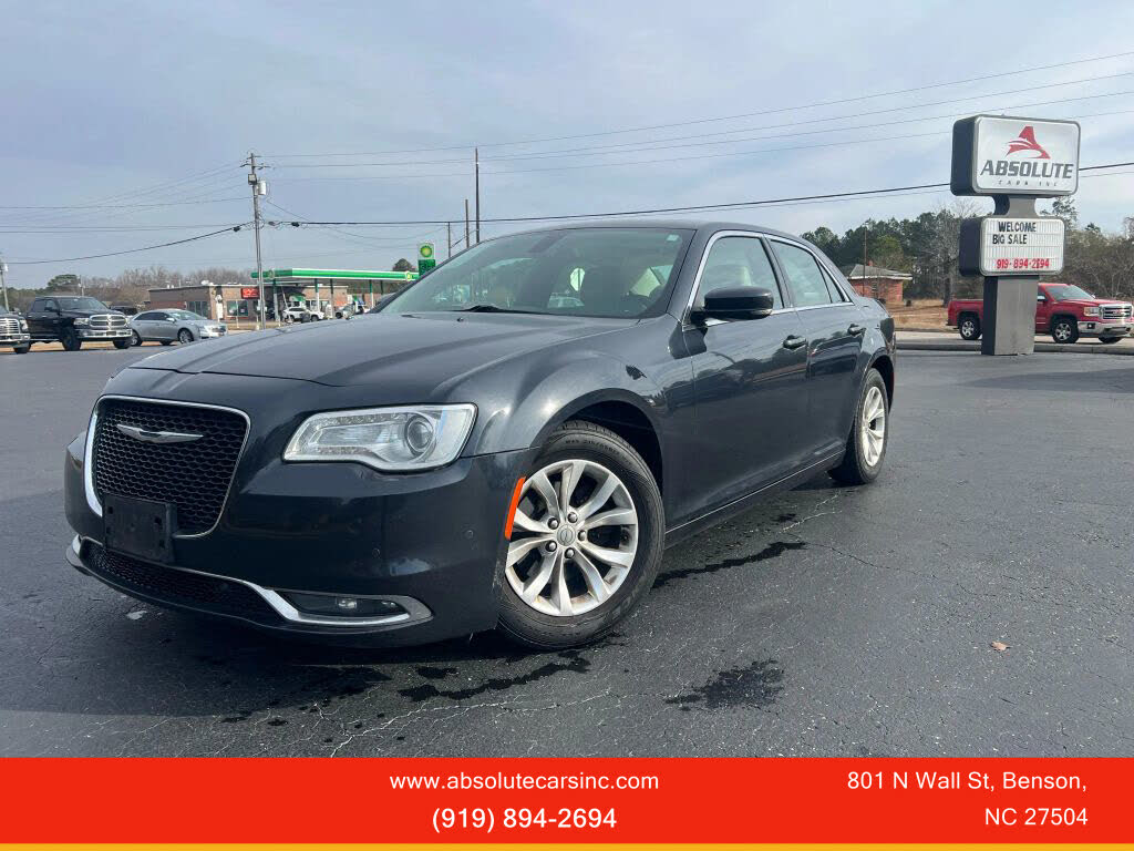 2016 Chrysler 300 Limited Anniversary RWD