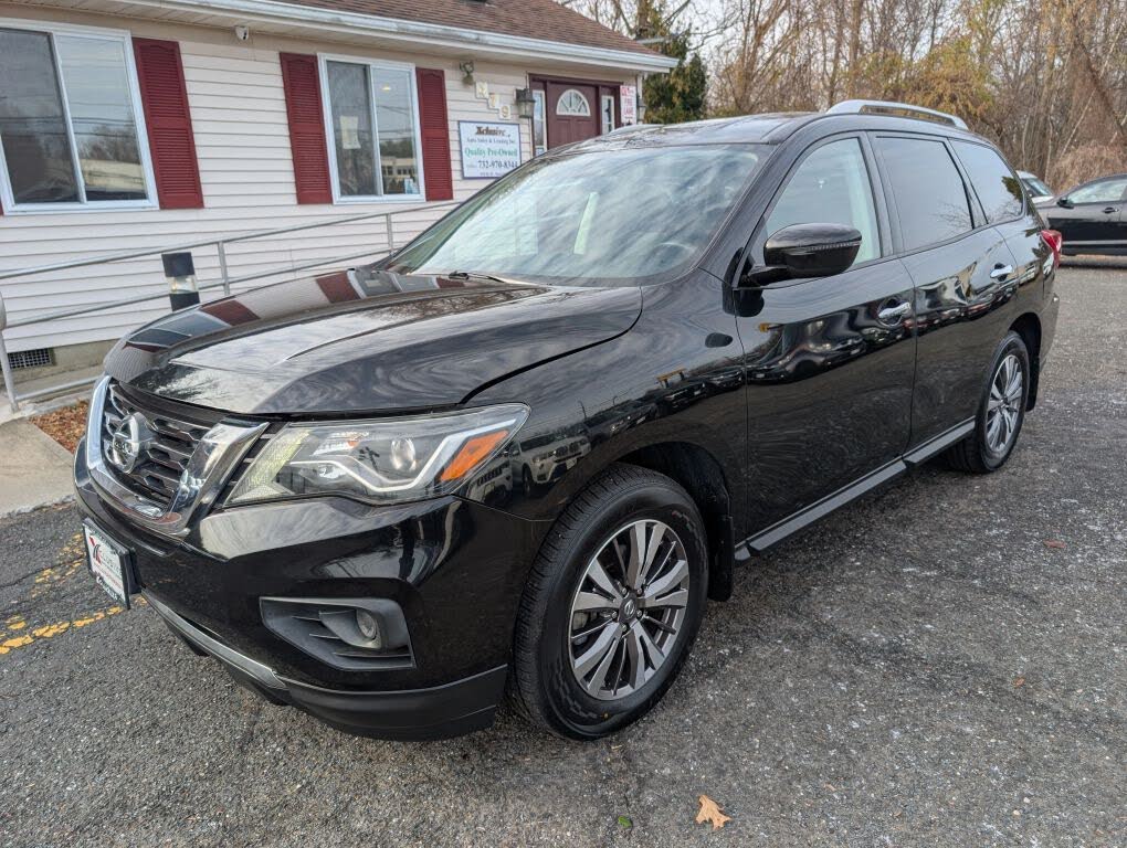 2019 Nissan Pathfinder S 4WD