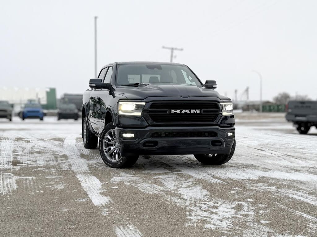 RAM 1500 Laramie Crew Cab 4WD 2022