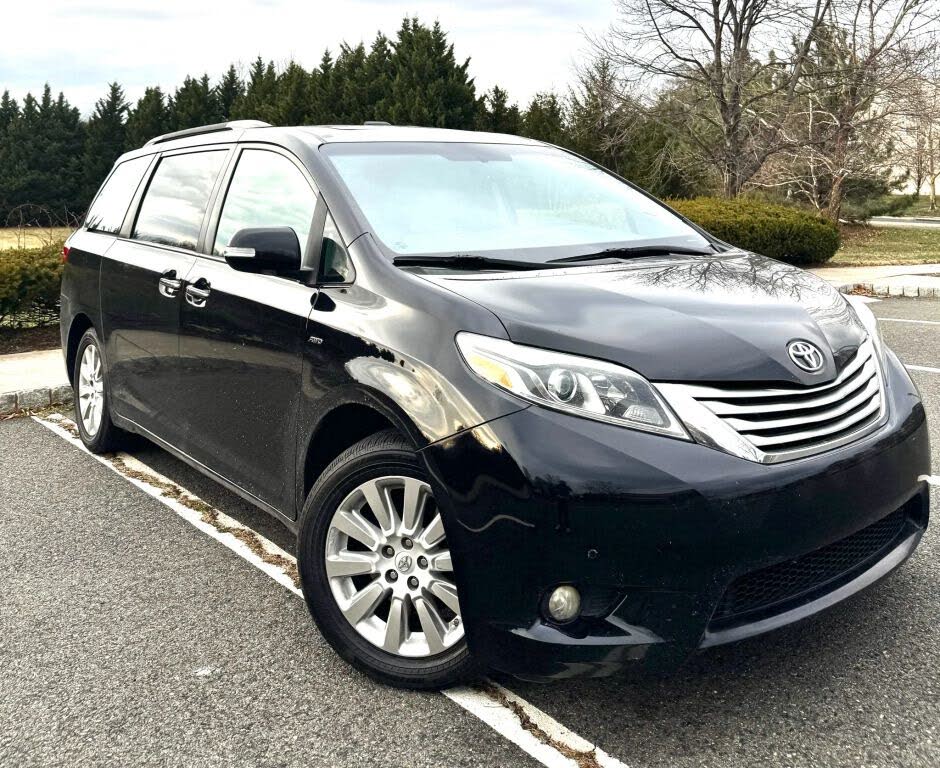 2016 Toyota Sienna Limited 7-Passenger