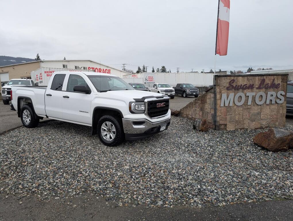 2018 GMC Sierra 1500 Base Double Cab 4WD