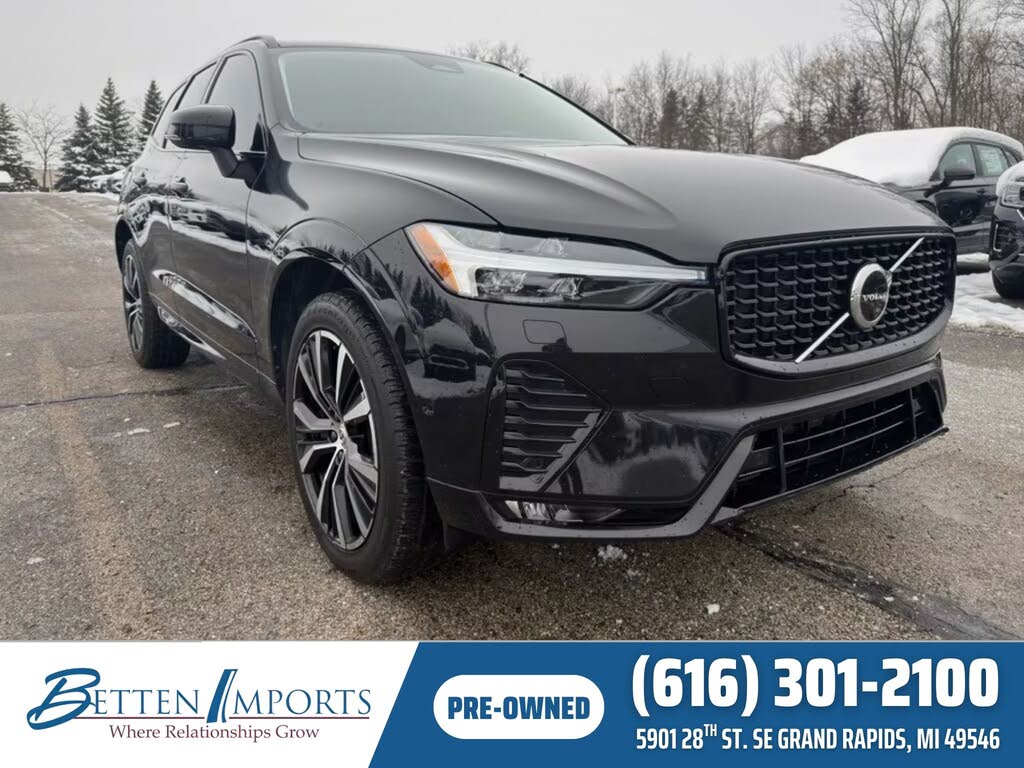 2023 Volvo XC60 B5 Plus Dark Theme AWD