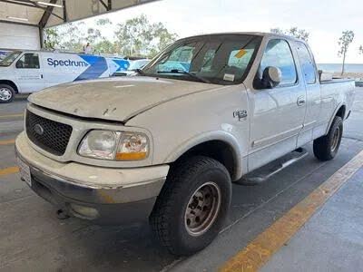 2002 Ford F-150 XLT 4WD LB