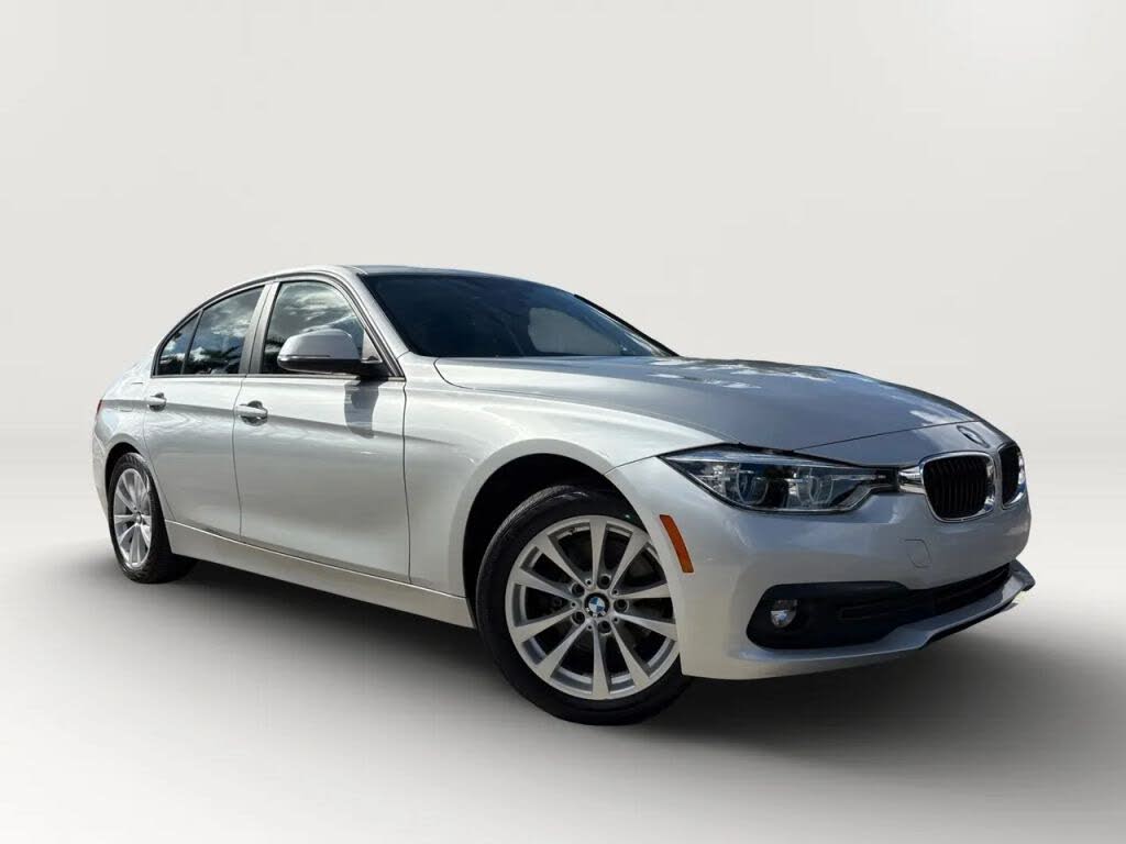 2018 BMW 3 Series 320i Sedan RWD