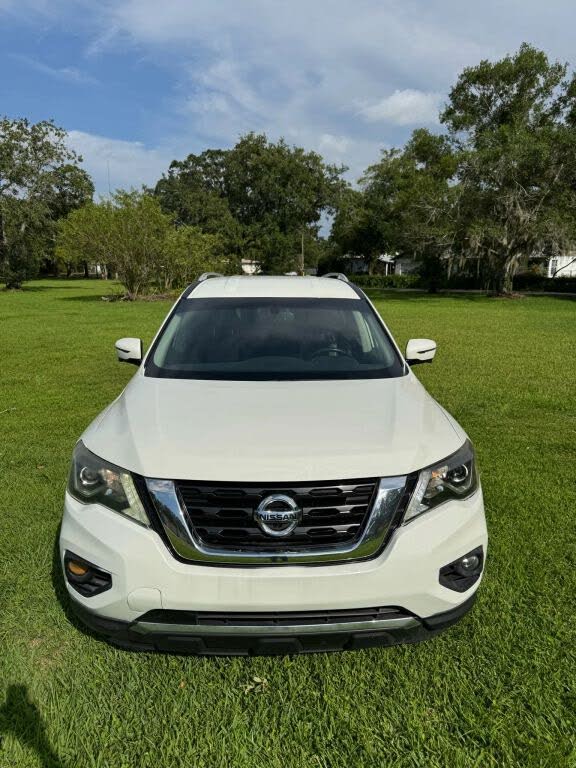 2018 Nissan Pathfinder SL