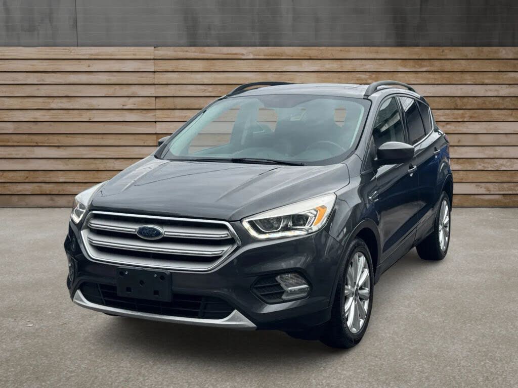 2019 Ford Escape SEL FWD
