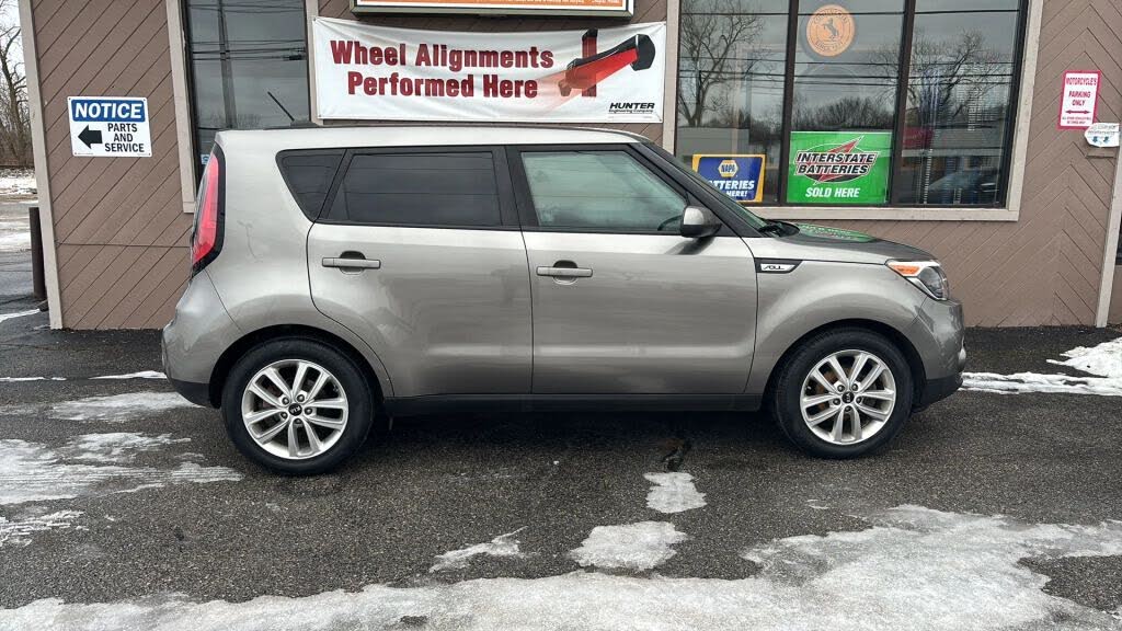 2019 Kia Soul + FWD