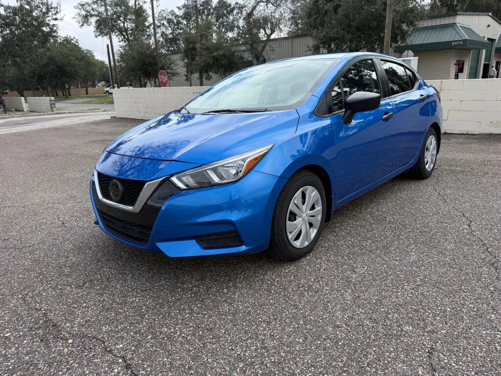 2020 Nissan Versa S FWD
