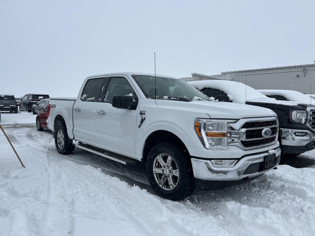 Ford F-150 XLT SuperCrew 4WD 2022