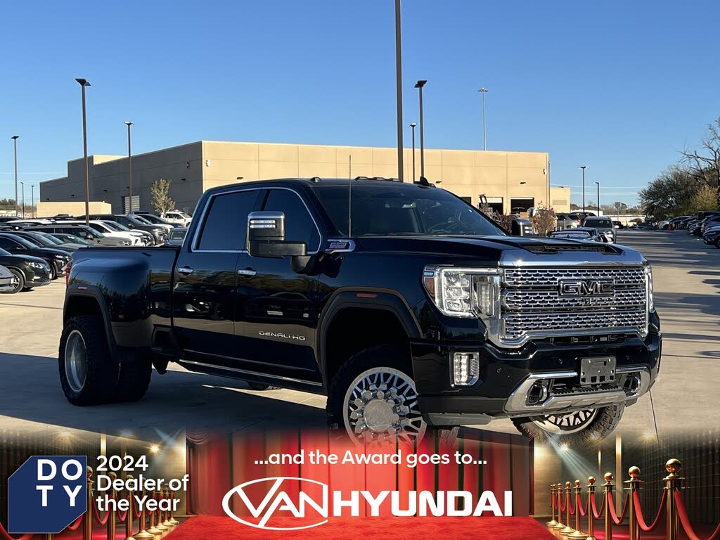 2022 GMC Sierra 3500HD Denali Crew Cab 4WD