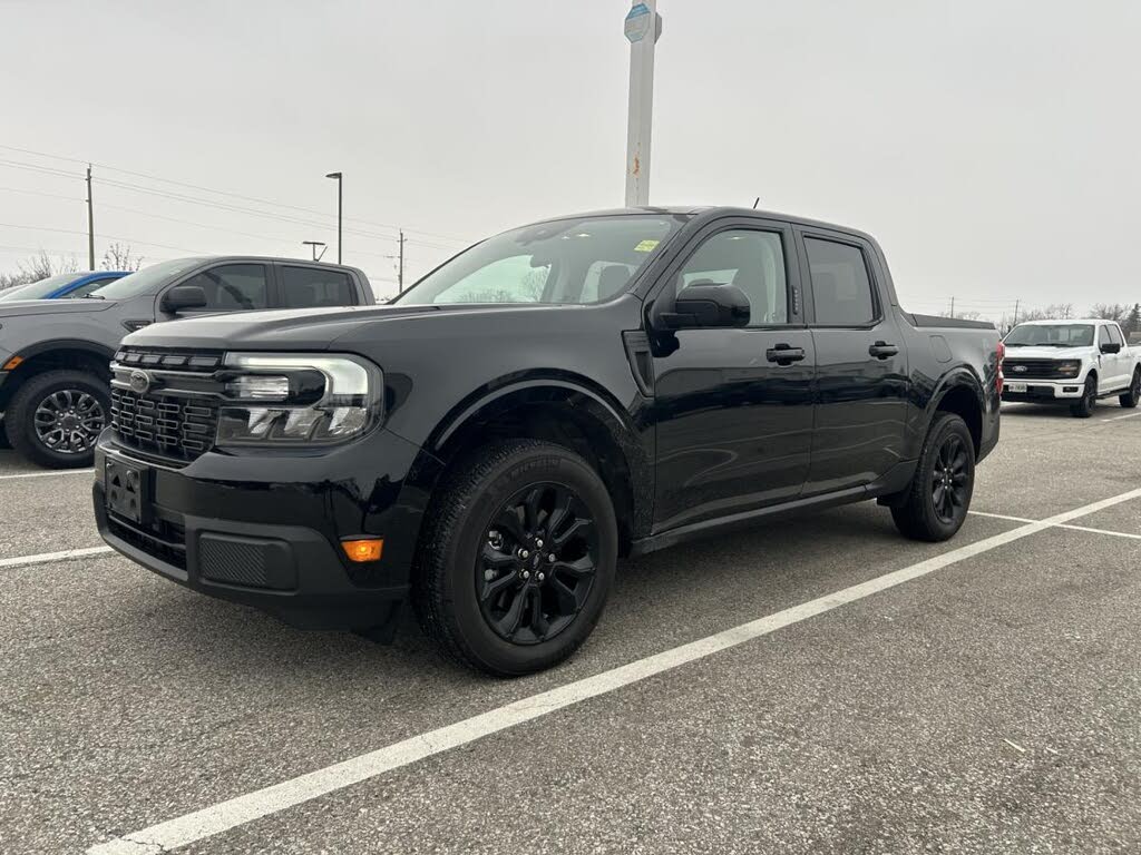 Ford Maverick Lariat SuperCrew AWD 2023