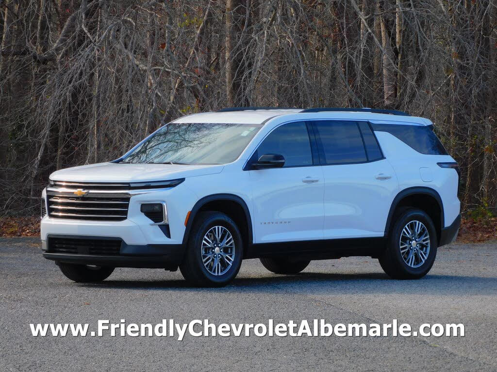 2025 Chevrolet Traverse LT FWD