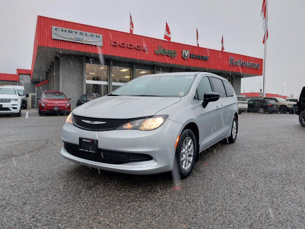 2026 Chrysler Grand Caravan SXT FWD