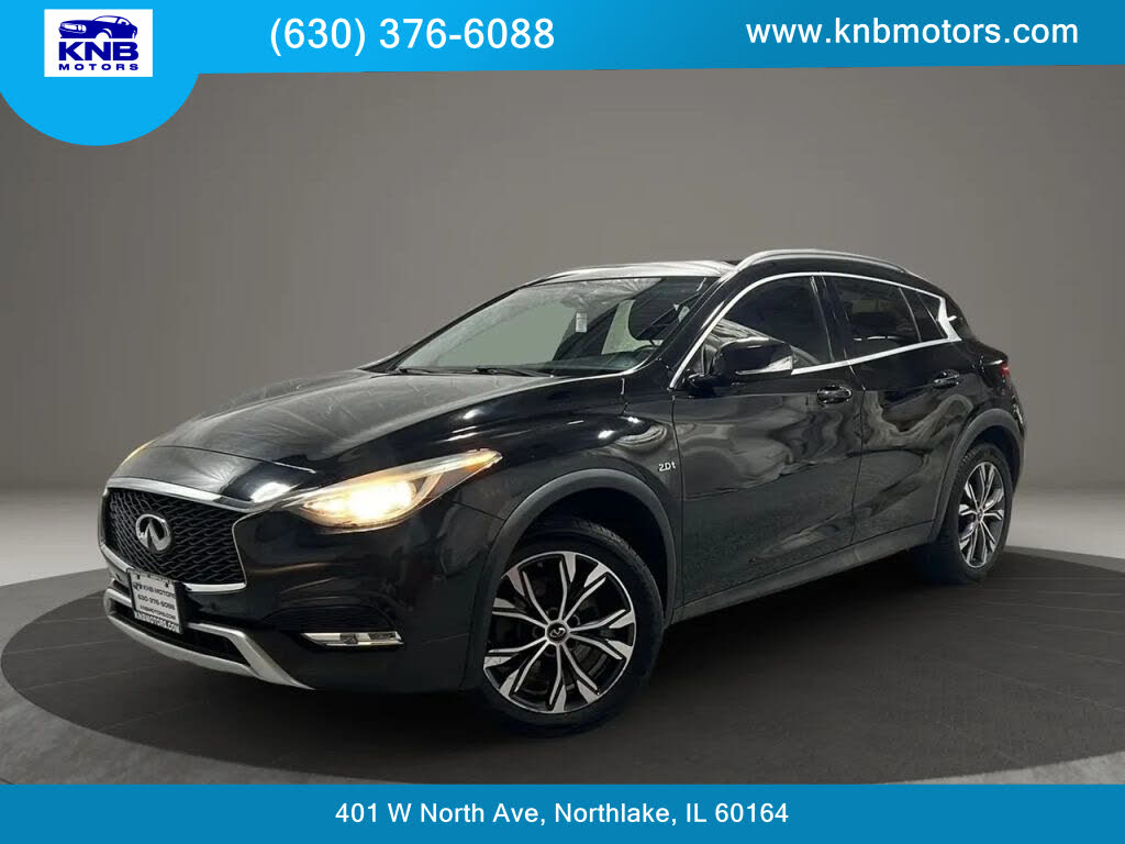 2017 INFINITI QX30 Premium AWD