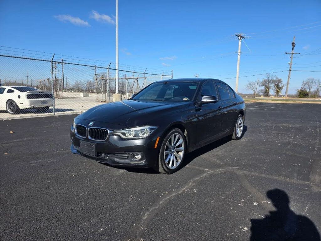 2018 BMW 3 Series 320i xDrive Sedan AWD