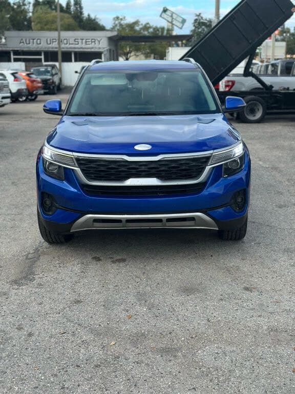 2021 Kia Seltos S FWD