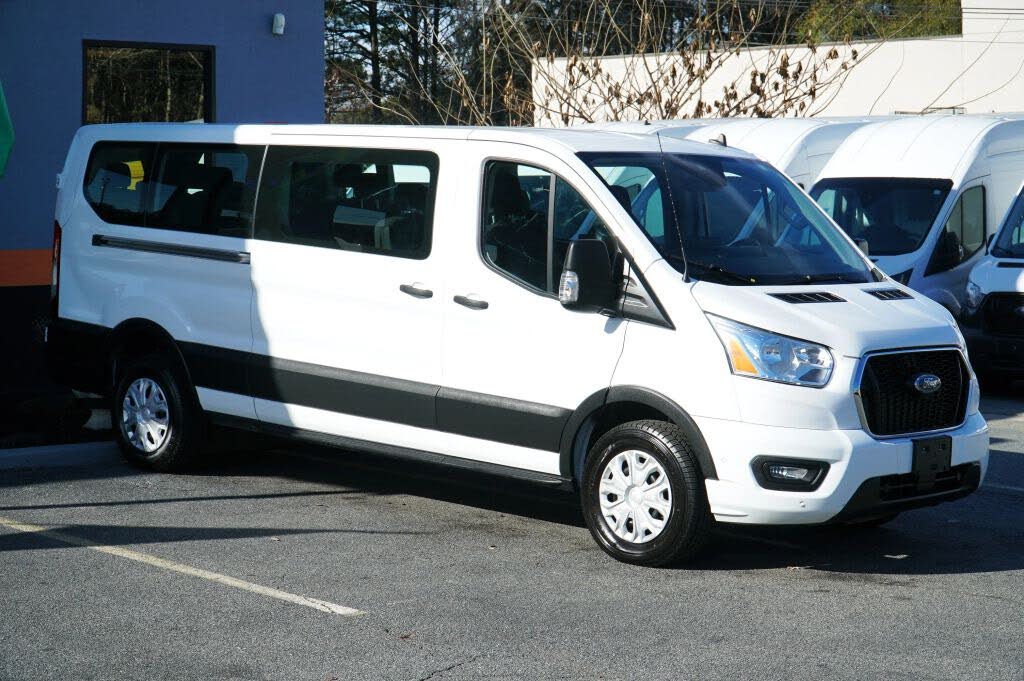2022 Ford Transit Passenger 350 XLT Low Roof LB RWD
