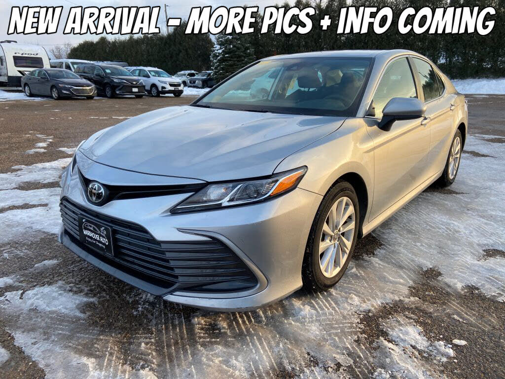 2024 Toyota Camry LE FWD
