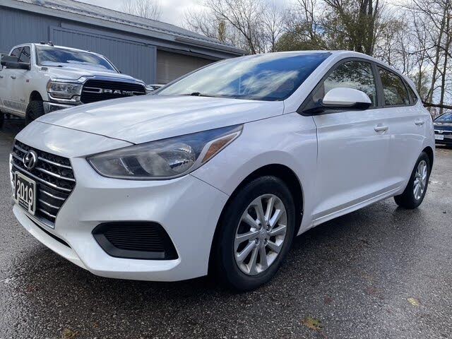 Hyundai Accent Preferred Hatchback FWD 2019