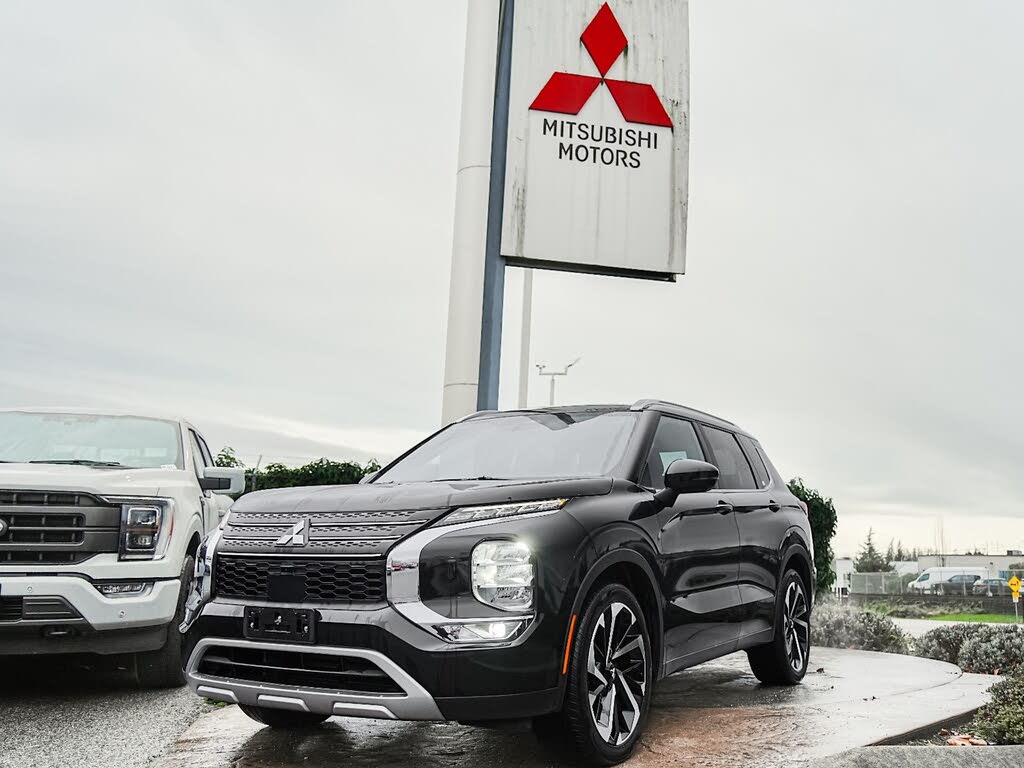 2022 Mitsubishi Outlander LE Premium S-AWC