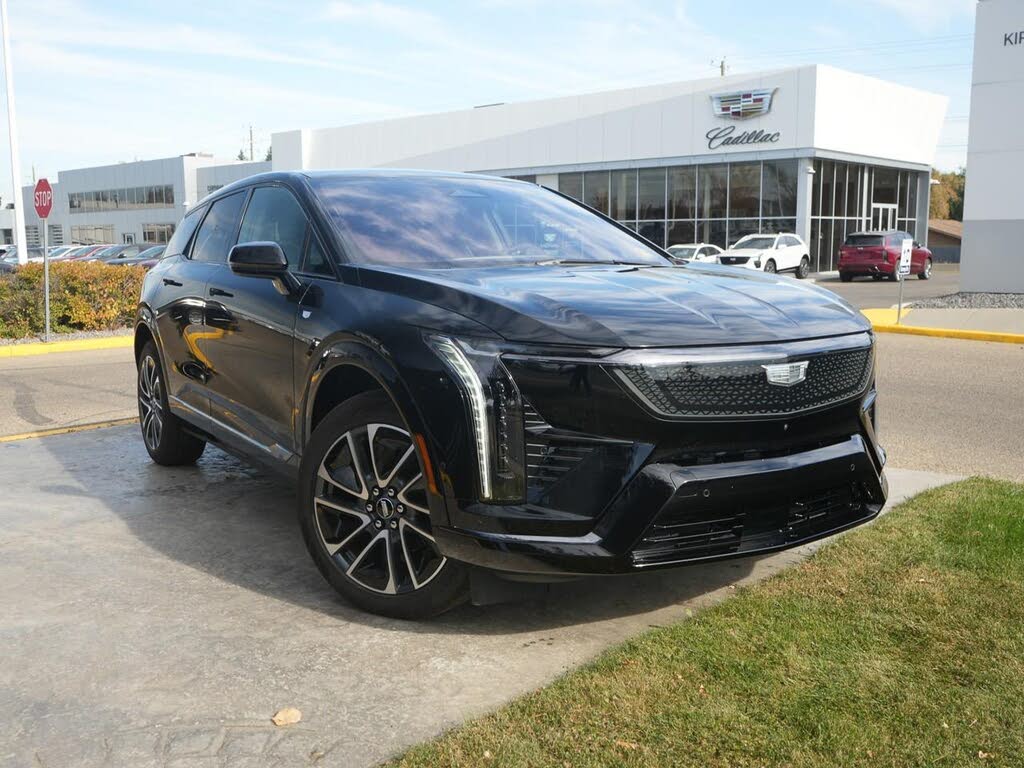 2025 Cadillac OPTIQ Sport 1 AWD