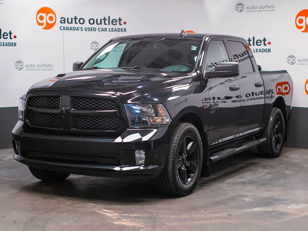 2019 RAM 1500 Classic Express Crew Cab 4WD
