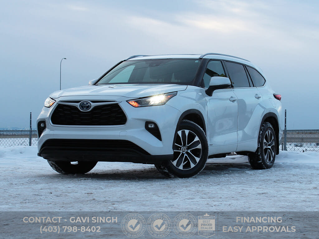 2022 Toyota Highlander Hybrid XLE AWD