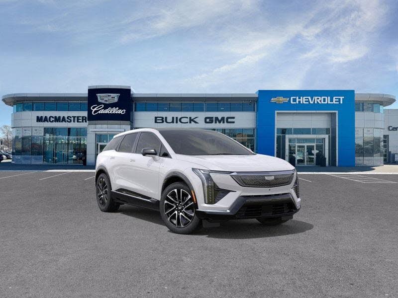 2025 Cadillac OPTIQ Sport 2 AWD