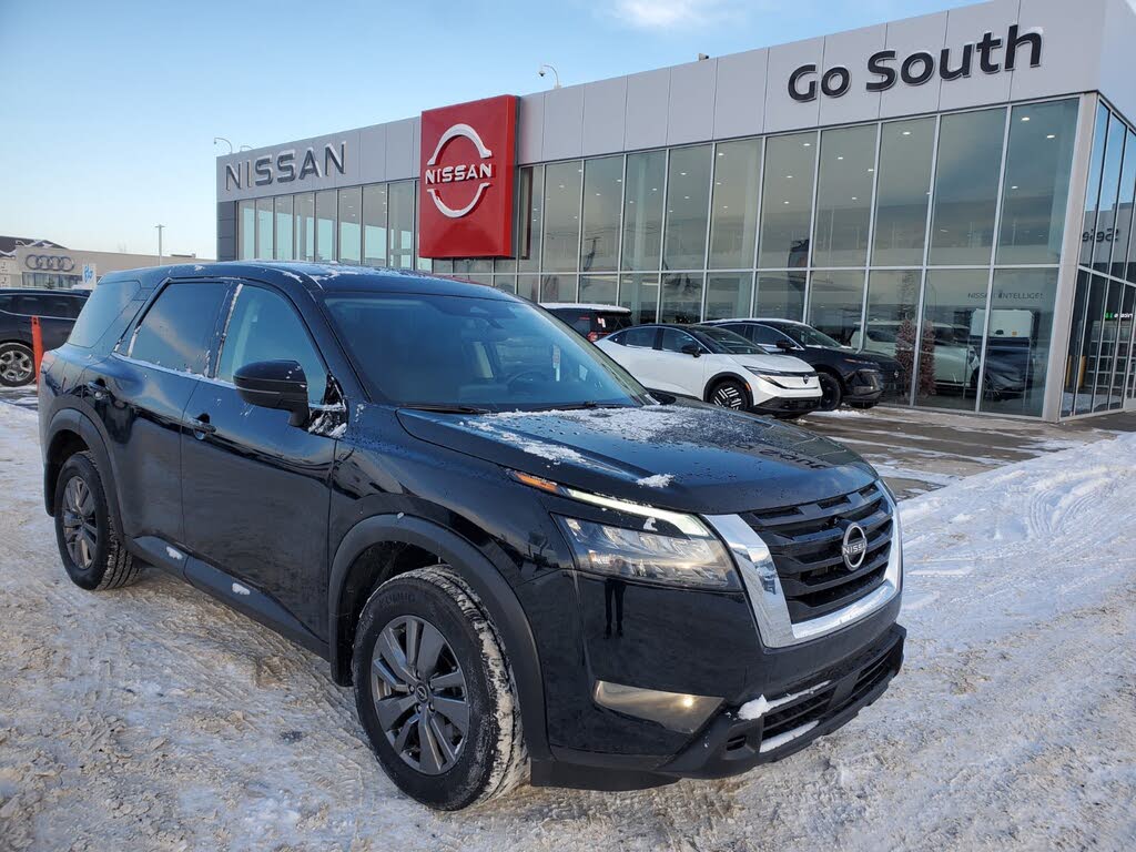 2025 Nissan Pathfinder S 4WD