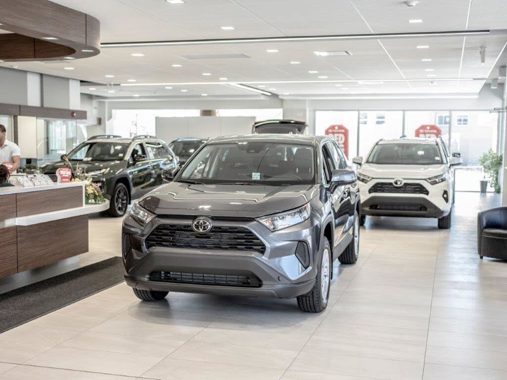 2025 Toyota RAV4 LE AWD