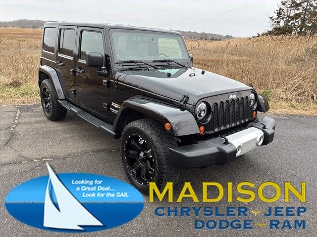 2013 Jeep Wrangler Unlimited Sahara 4WD