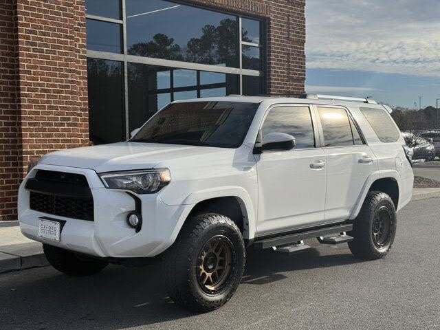 2019 Toyota 4Runner SR5 4WD