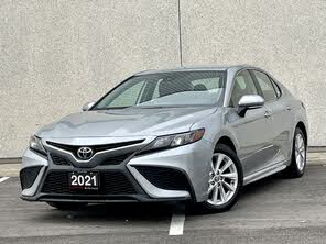 Toyota Camry SE FWD