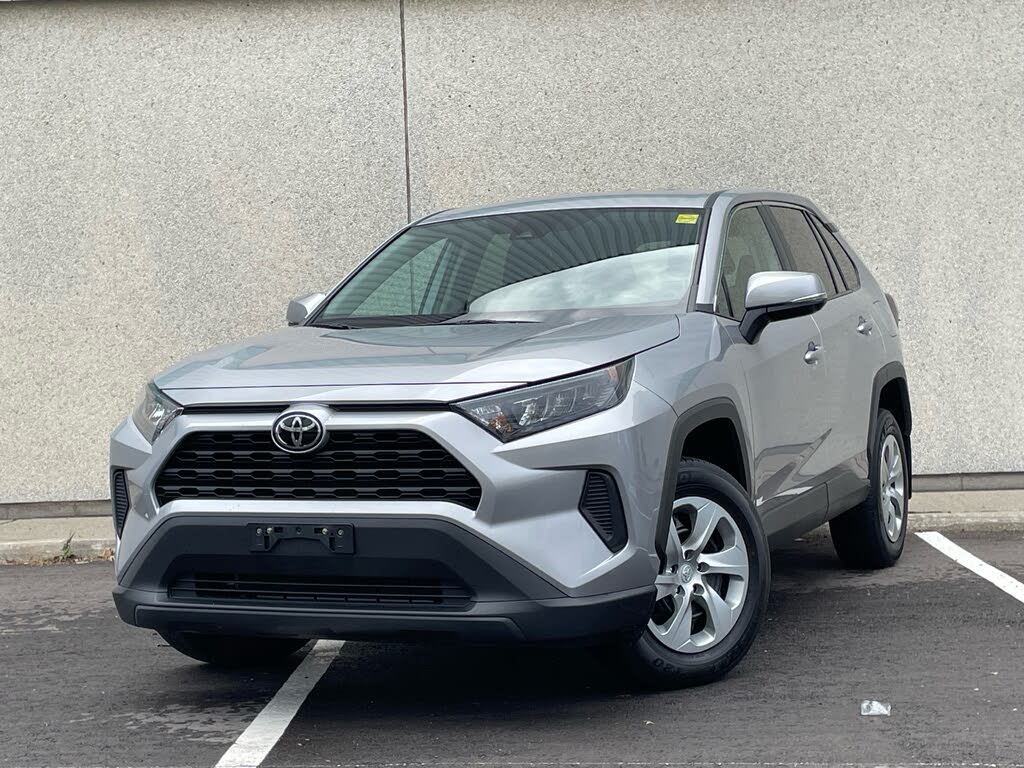 2022 Toyota RAV4 LE AWD
