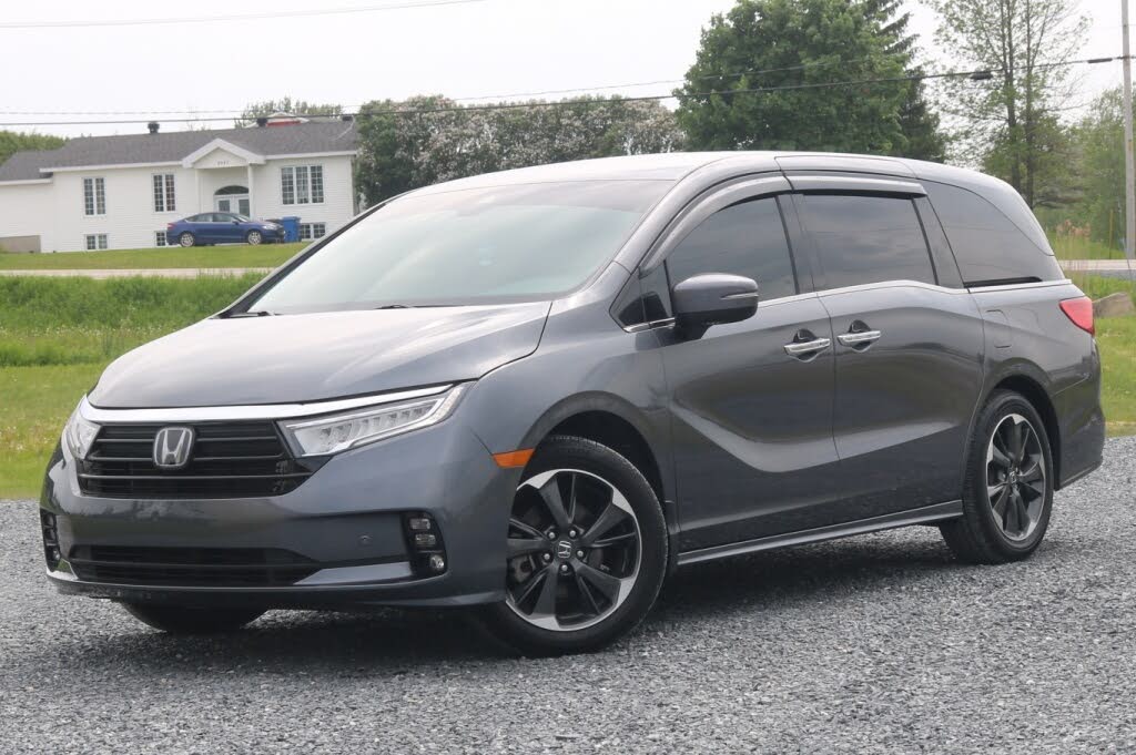 Honda Odyssey Touring FWD 2024